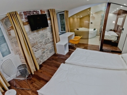 デラックスルーム一例