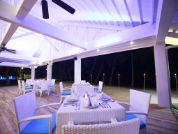 パシフィックセブリゾート　レストラン