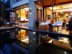 プールスイート