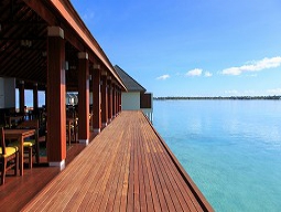 水上レストラン