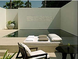 プールスィートのプライベートプール