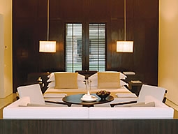 スィート客室内