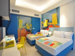 デラックスルーム