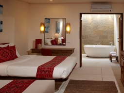 パングラオ　ブルーウォーター　ビーチリゾート　プレミアデラックス