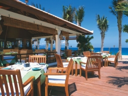 ビーチレストラン