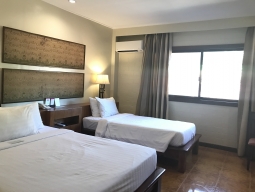 グランドラグサ(コートヤードウィング)