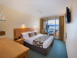 デラックスレイクビュールーム一例