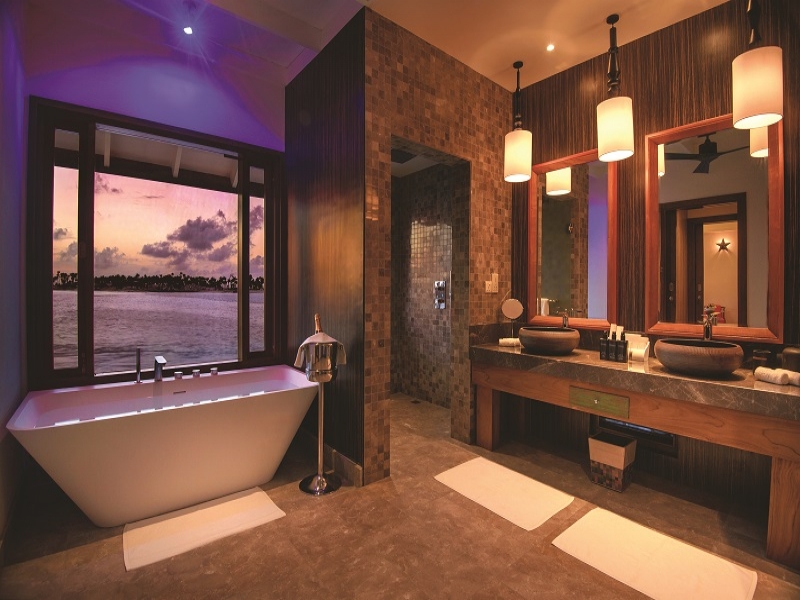 水上ヴィラ　バスルーム