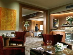 エグゼクティブ　クラブ　ラウンジ