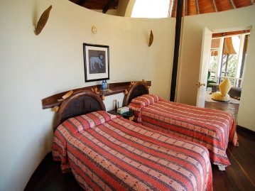 スイートルーム　ベットルーム