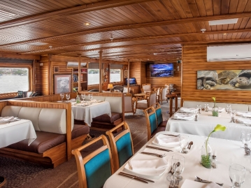 レストラン(イメージ）