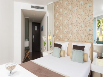 ﾃﾞﾗｯｸｽﾙｰﾑﾊﾞﾙｺﾆｰ