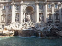 ローマのトレビの泉
