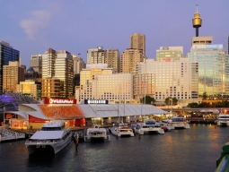 休暇をフル活用する機内泊なしの旅｜羽田発着カンタス航空直行便で街歩きも大自然も楽しめる♪美しい港街シドニーへ！価格重視のスタンダードクラスホテル泊 3泊4日