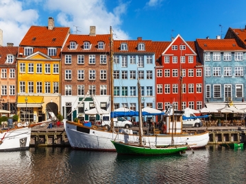 【おとぎの国デンマークへ行こう】ヨーロッパまで最速のフィンエアー利用！価格重視×フリープラン！迫力ある歴史的建造物が点在する港町コペンハーゲン　5日間