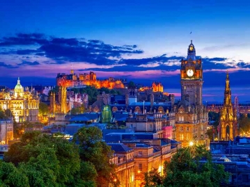中世の街並みが美しいスコットランドの古都エディンバラ　価格重視のホテル未定プラン5日間≪成田発着カタール航空≫